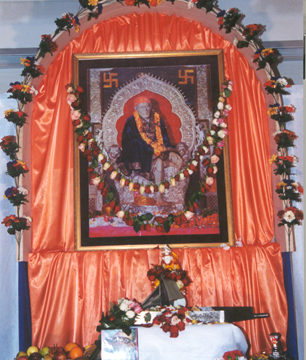 Sai Baba Idol and picture